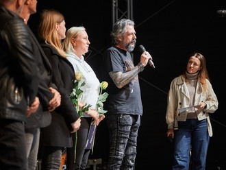 Mňága a Žďorp hráli pro dobrou věc – benefice pod hlavičkou MESIT