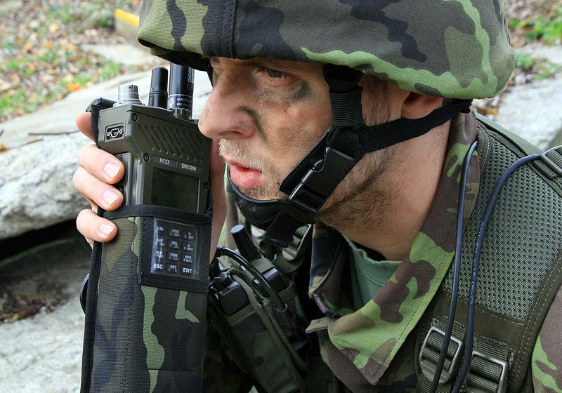 DICOM RF23 – EPM handheld transceiver